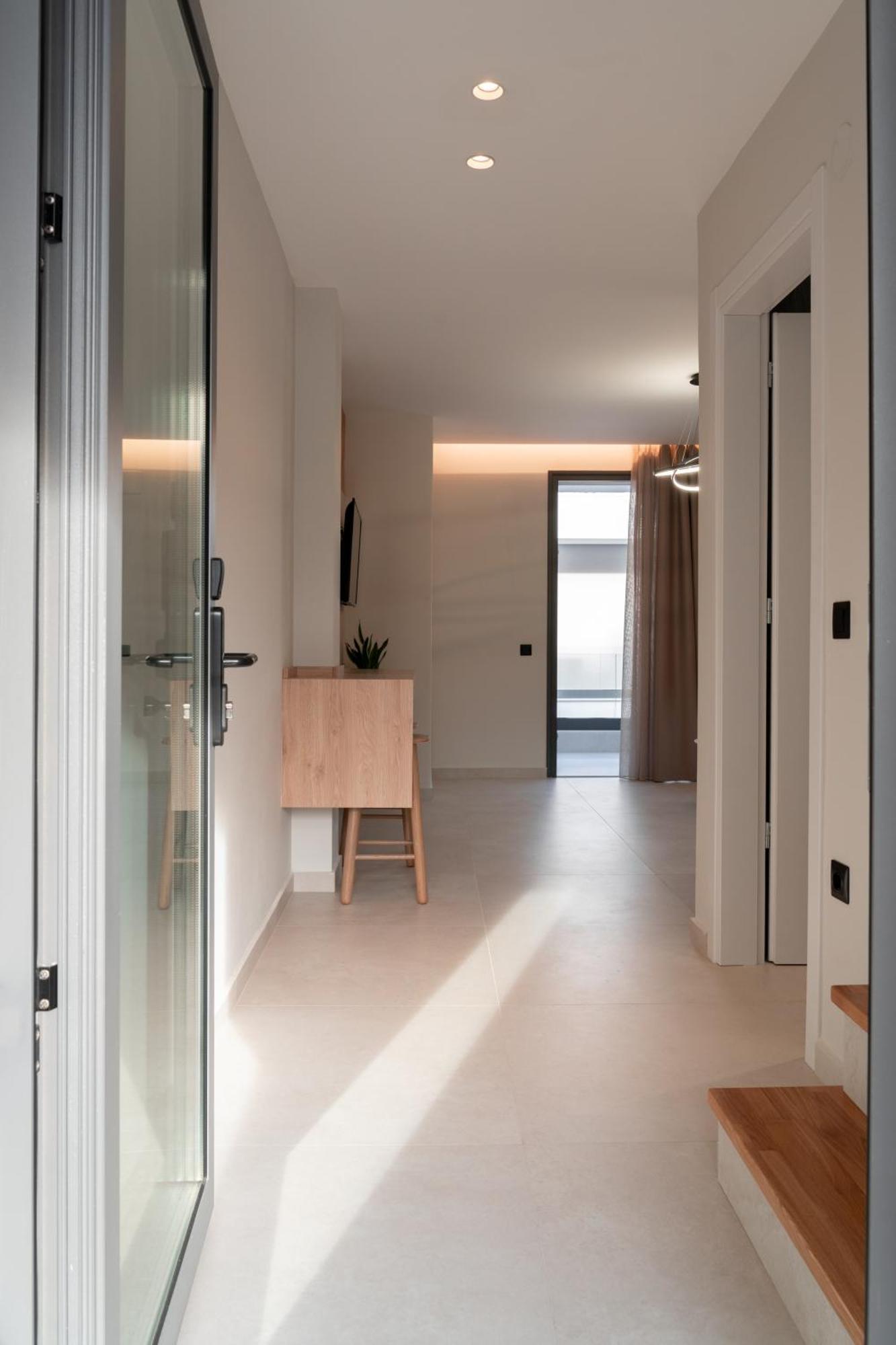 Sealuxe Living Aparthotel Nea Iraklitsa Exterior photo