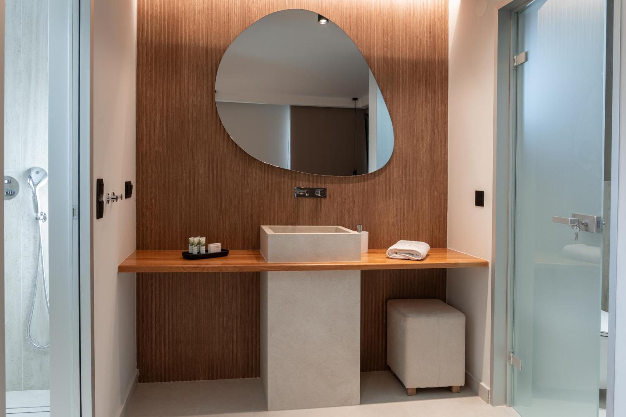 Sealuxe Living Aparthotel Nea Iraklitsa Exterior photo