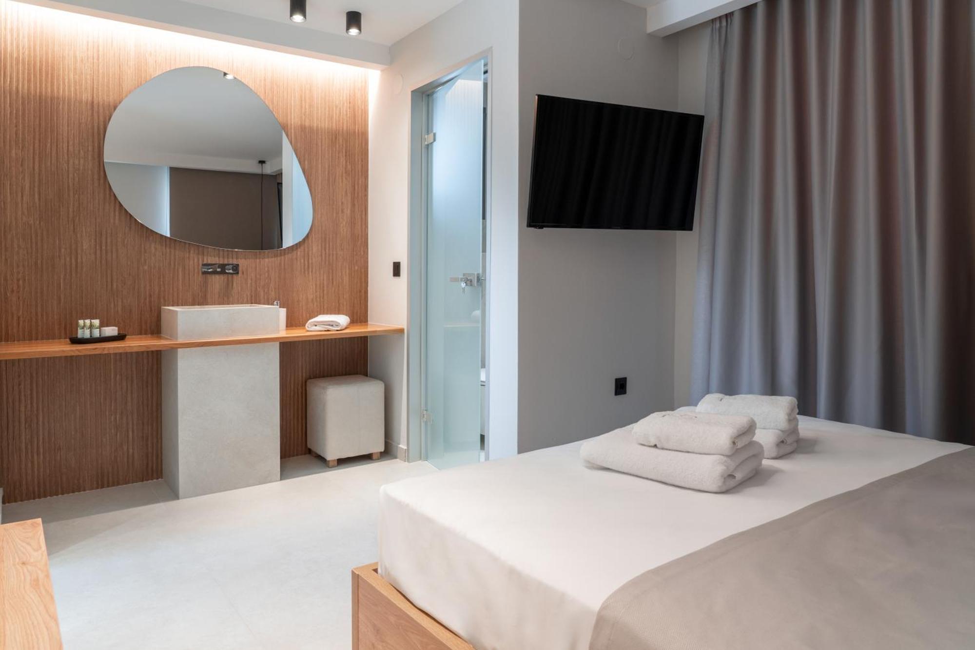 Sealuxe Living Aparthotel Nea Iraklitsa Exterior photo
